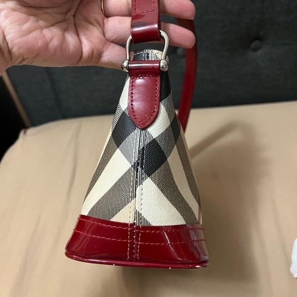 Authentic Burberry mini shoulder bag - Picture 9 of 11
